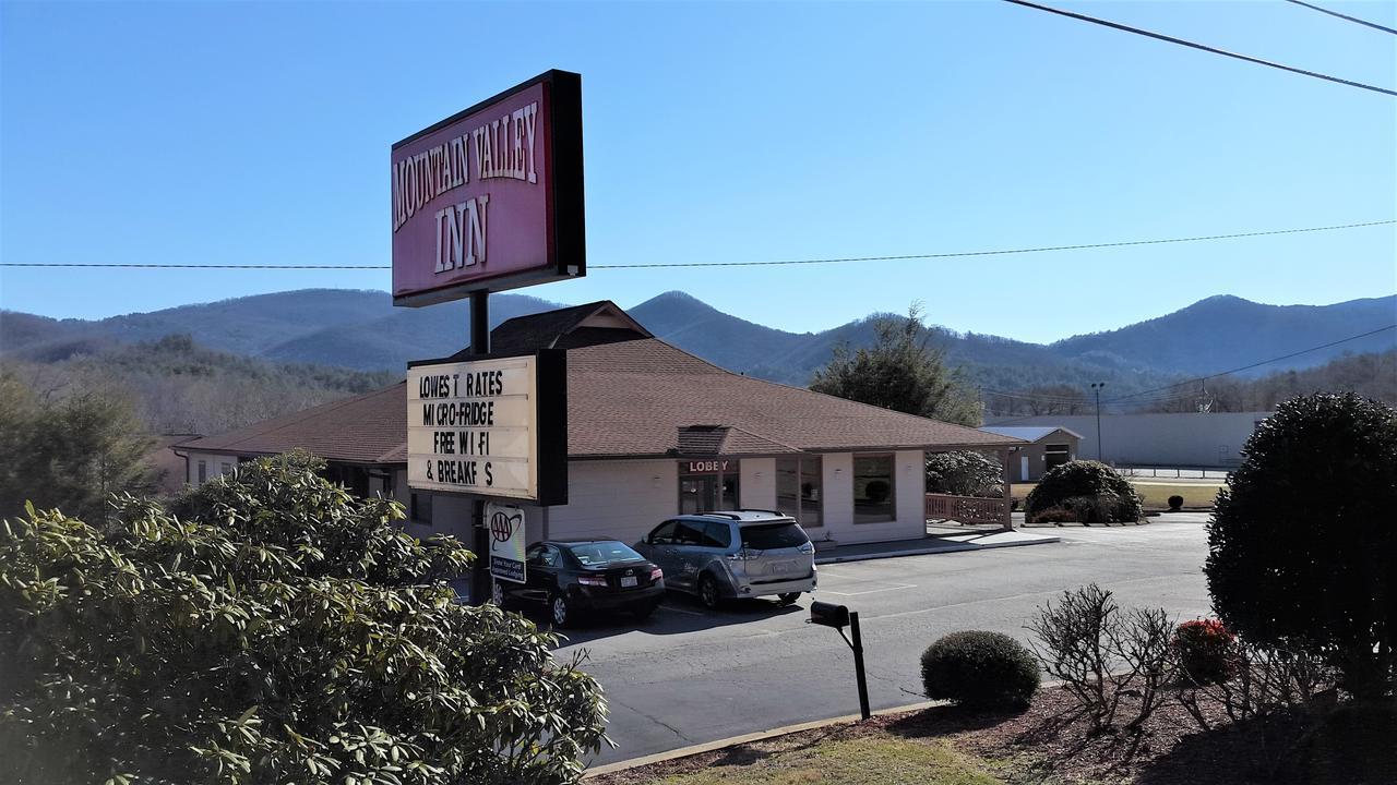 Mountain Valley Inn Dillard Exterior photo